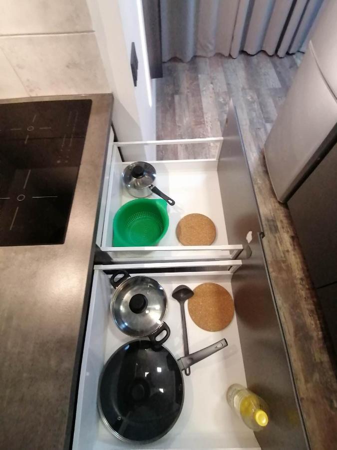 וילנה Erdvi Studija Spacious Studio Apartment Self Check In מראה חיצוני תמונה